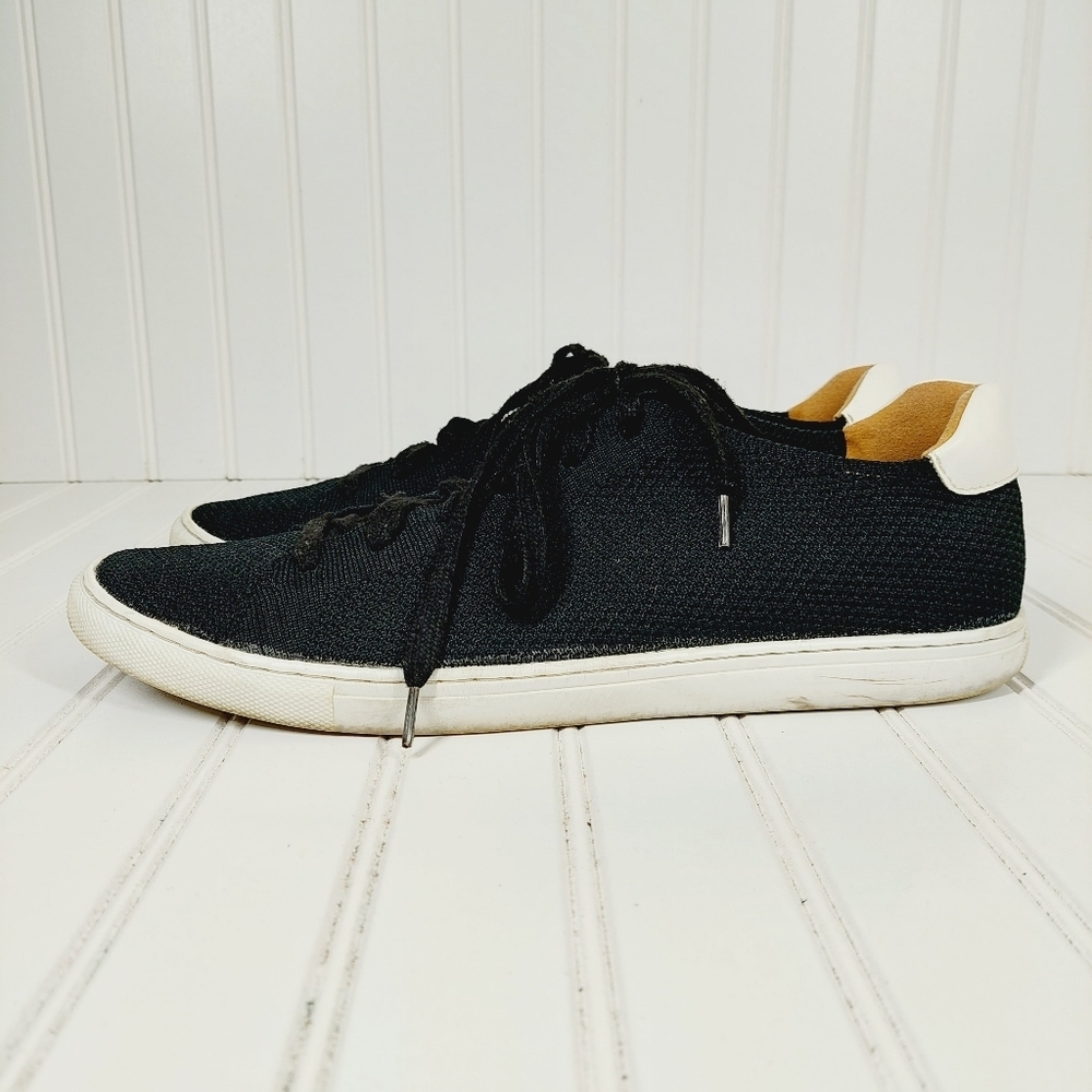 Bar III Men's Donnie Black Canvas Low Top Lace up Fashion Lace Up Sneakers B615